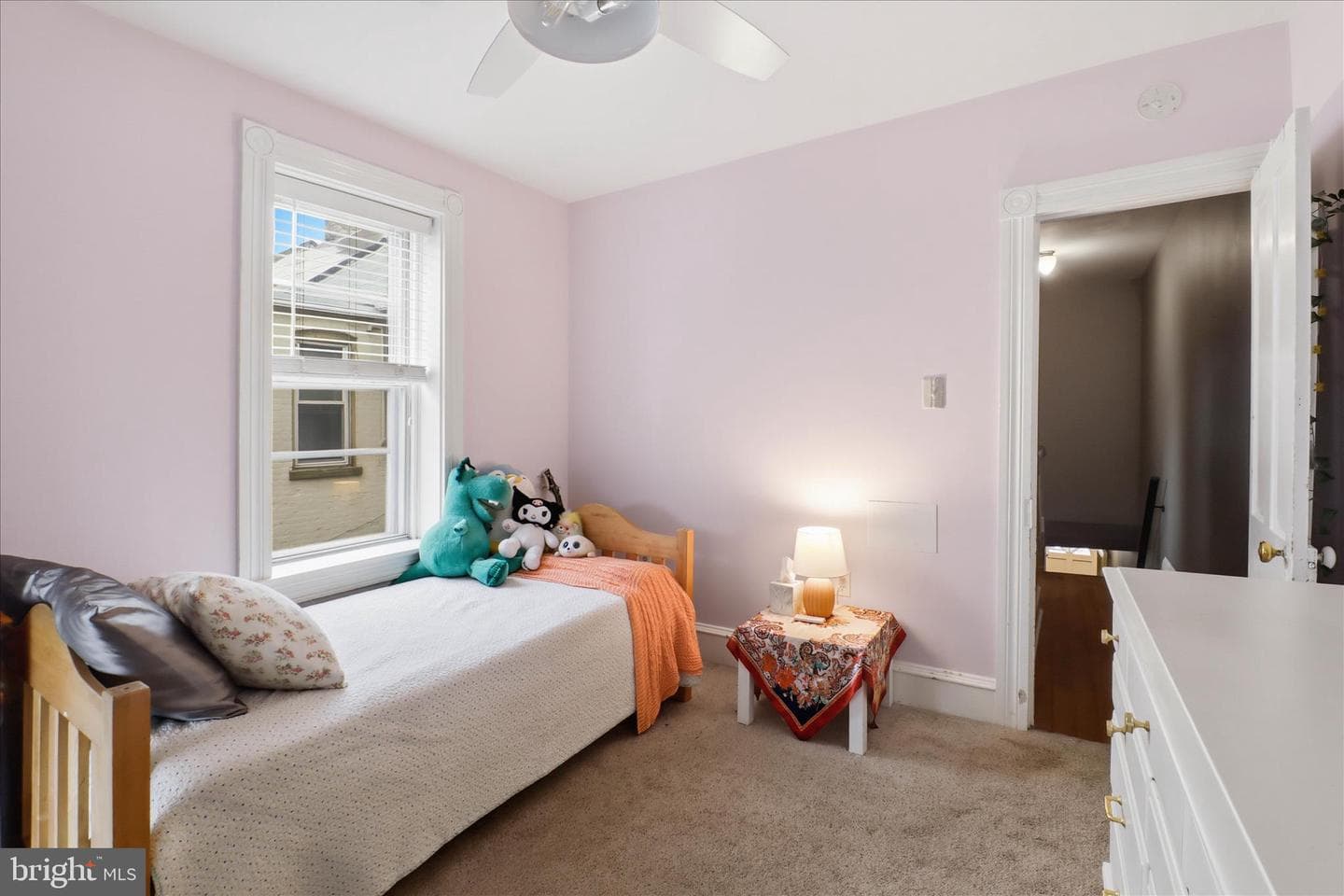 418 E Ross Street photo 34