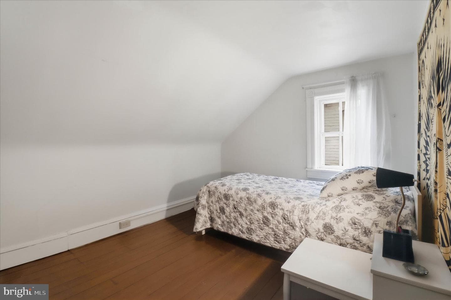 418 E Ross Street photo 42