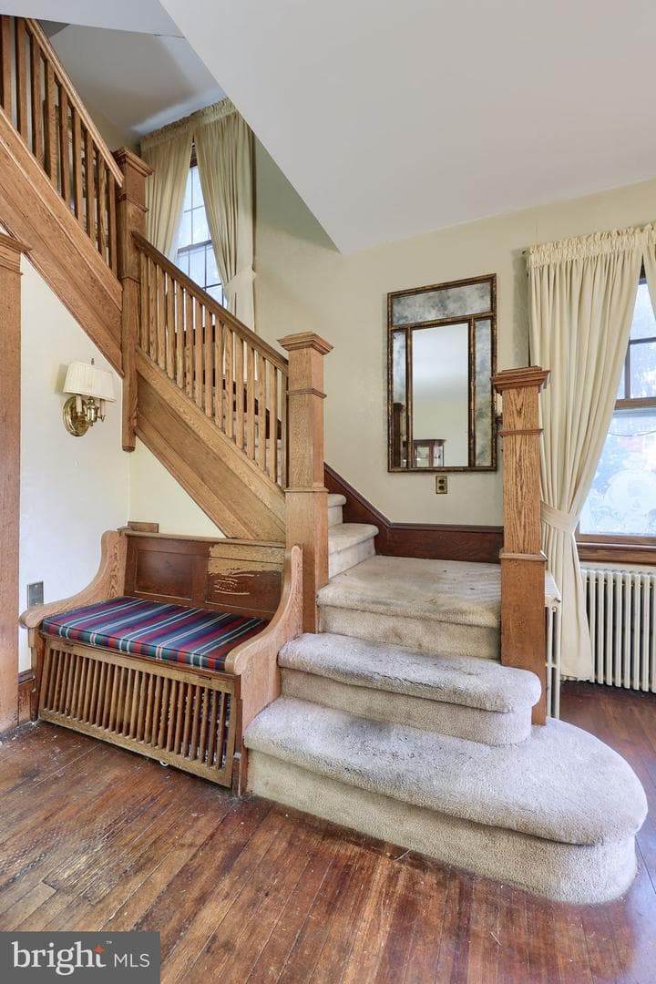 218 Pleasure Road photo 8