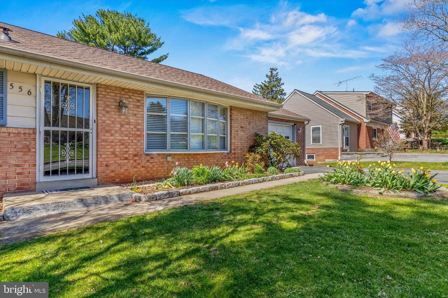 556 Abbeyville Road photo 3