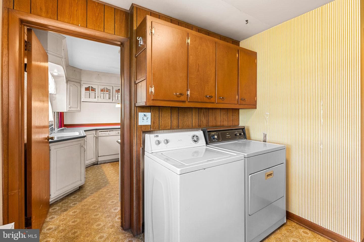 2566 Golden Drive photo 21
