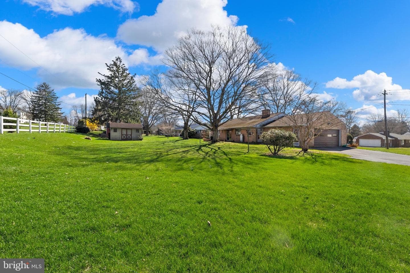 2566 Golden Drive photo 7
