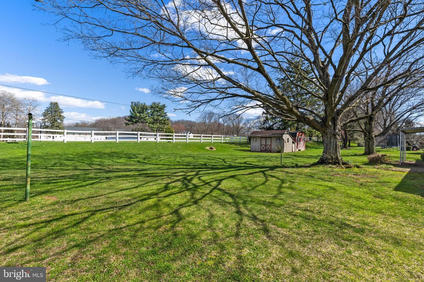 2566 Golden Drive photo 9