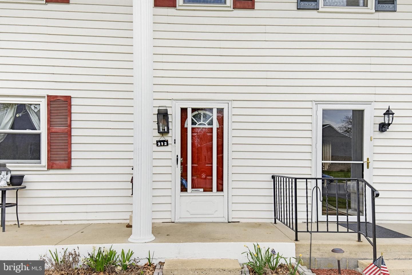 212 Beechwood Lane photo 2