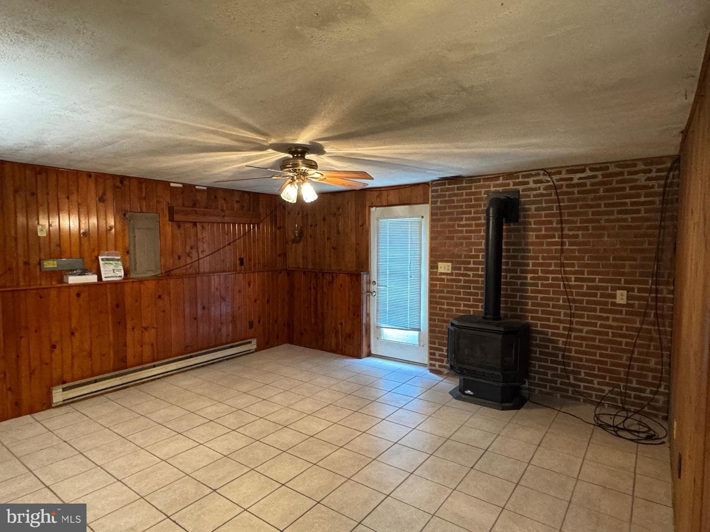 715 Hempfield Hill photo 13