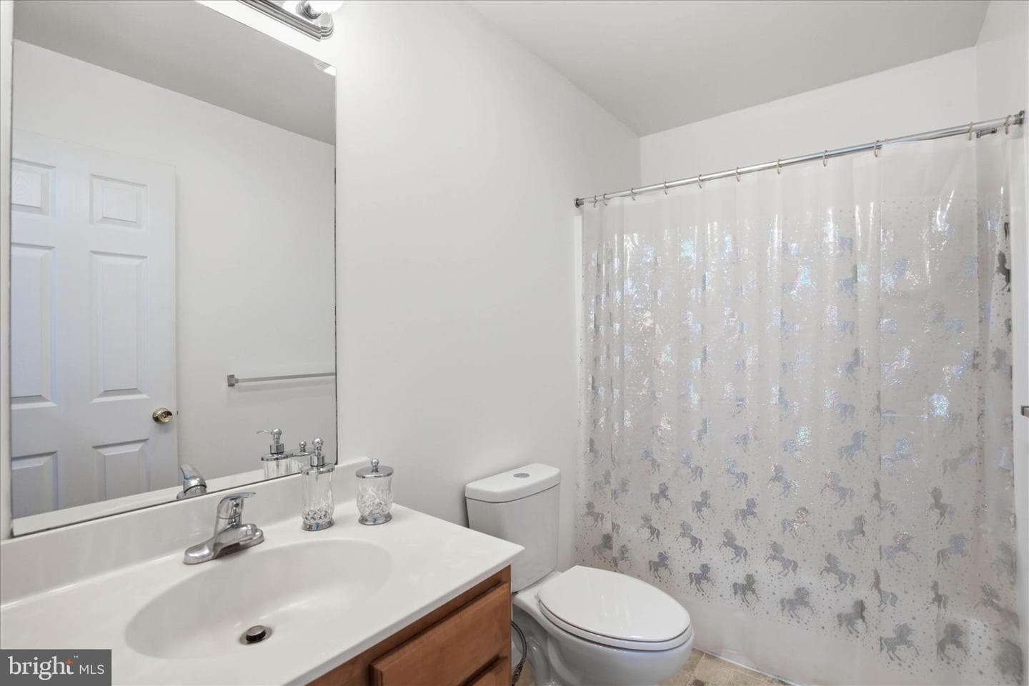 118 E Broad Street photo 16