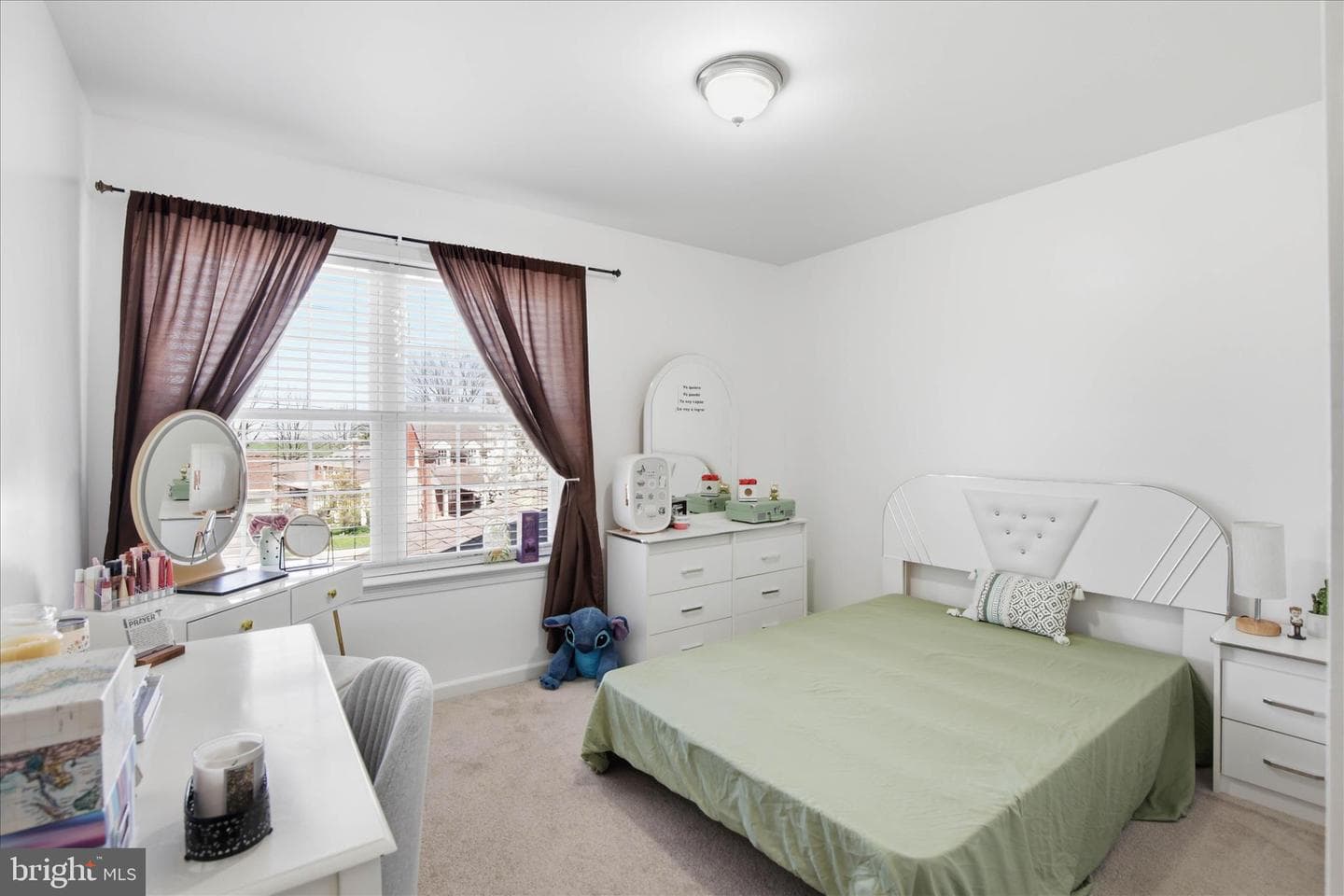 118 E Broad Street photo 20