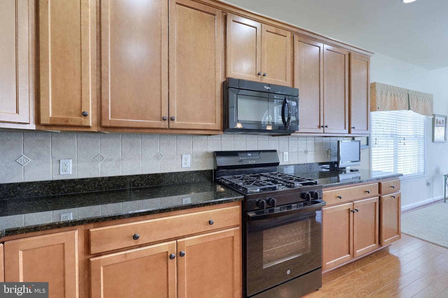 1444 Emerson Drive photo 12