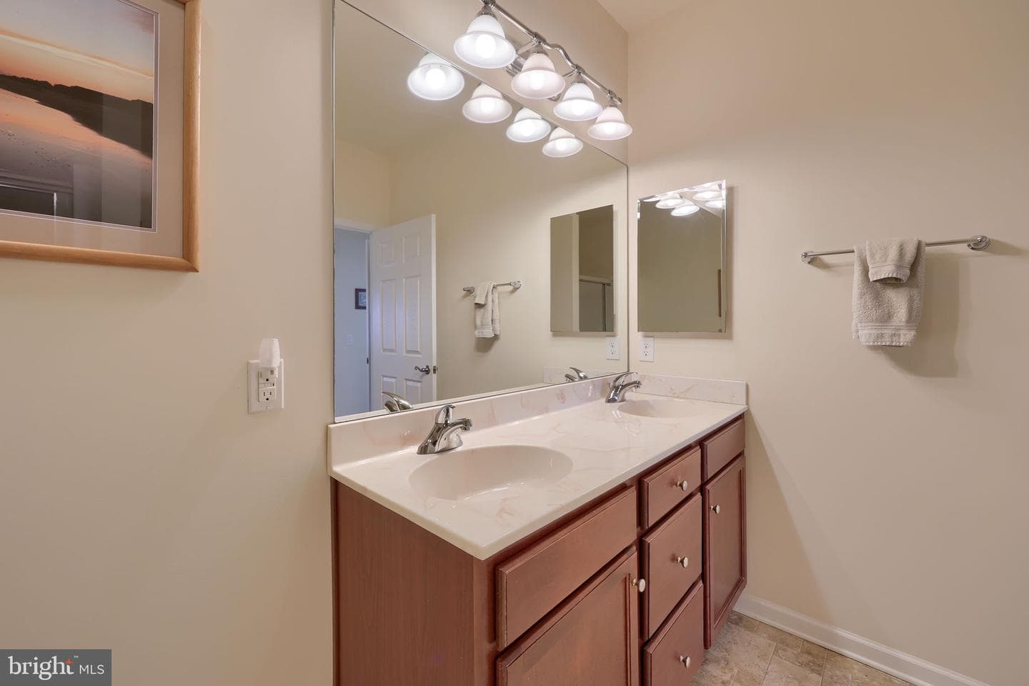 1444 Emerson Drive photo 28