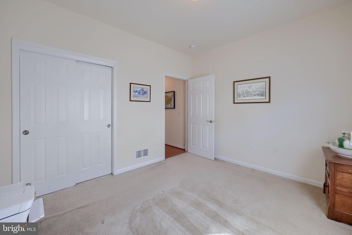 1444 Emerson Drive photo 30