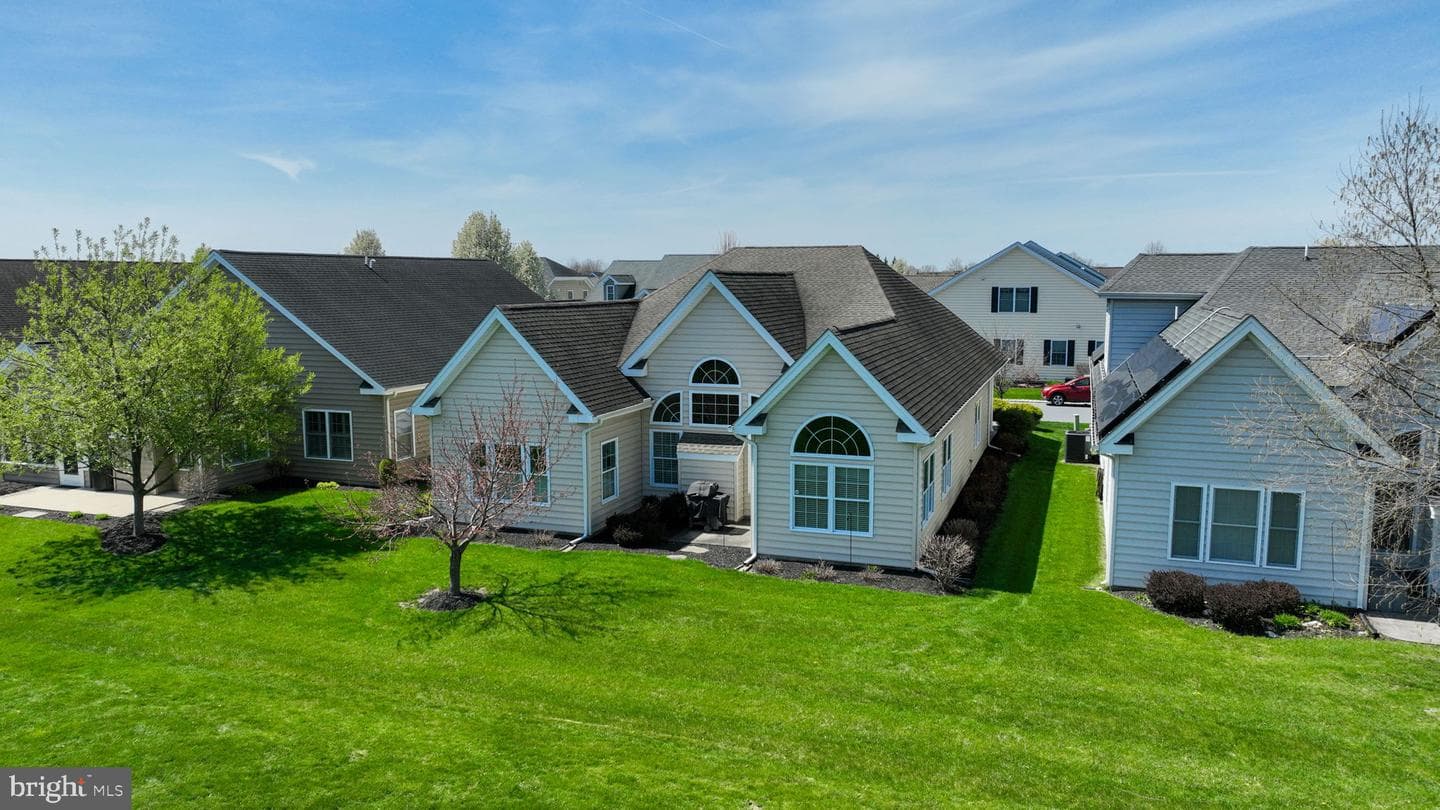 1444 Emerson Drive photo 45