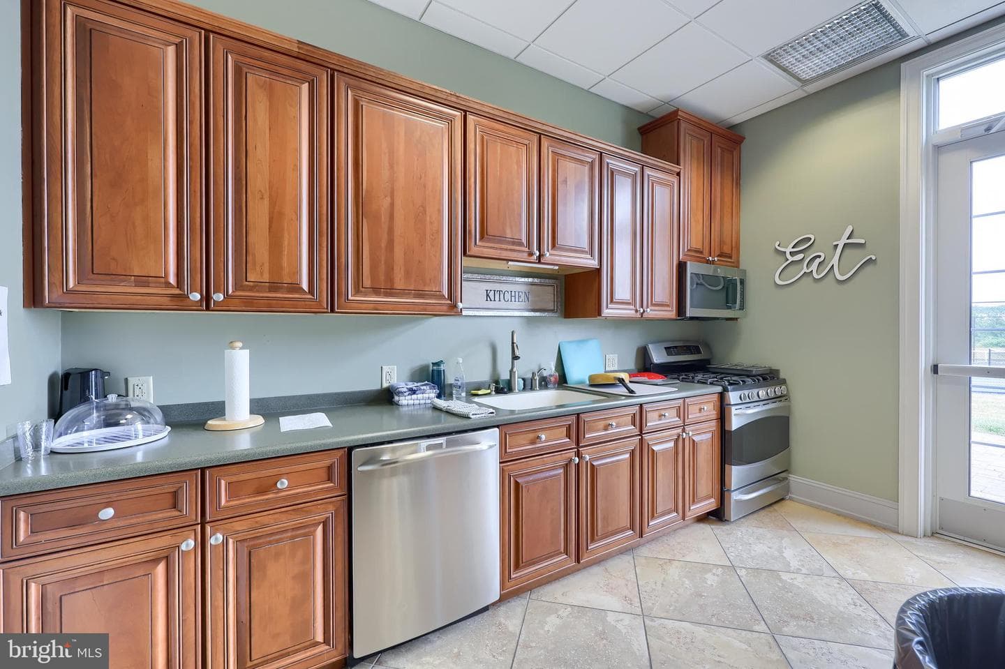 1444 Emerson Drive photo 62