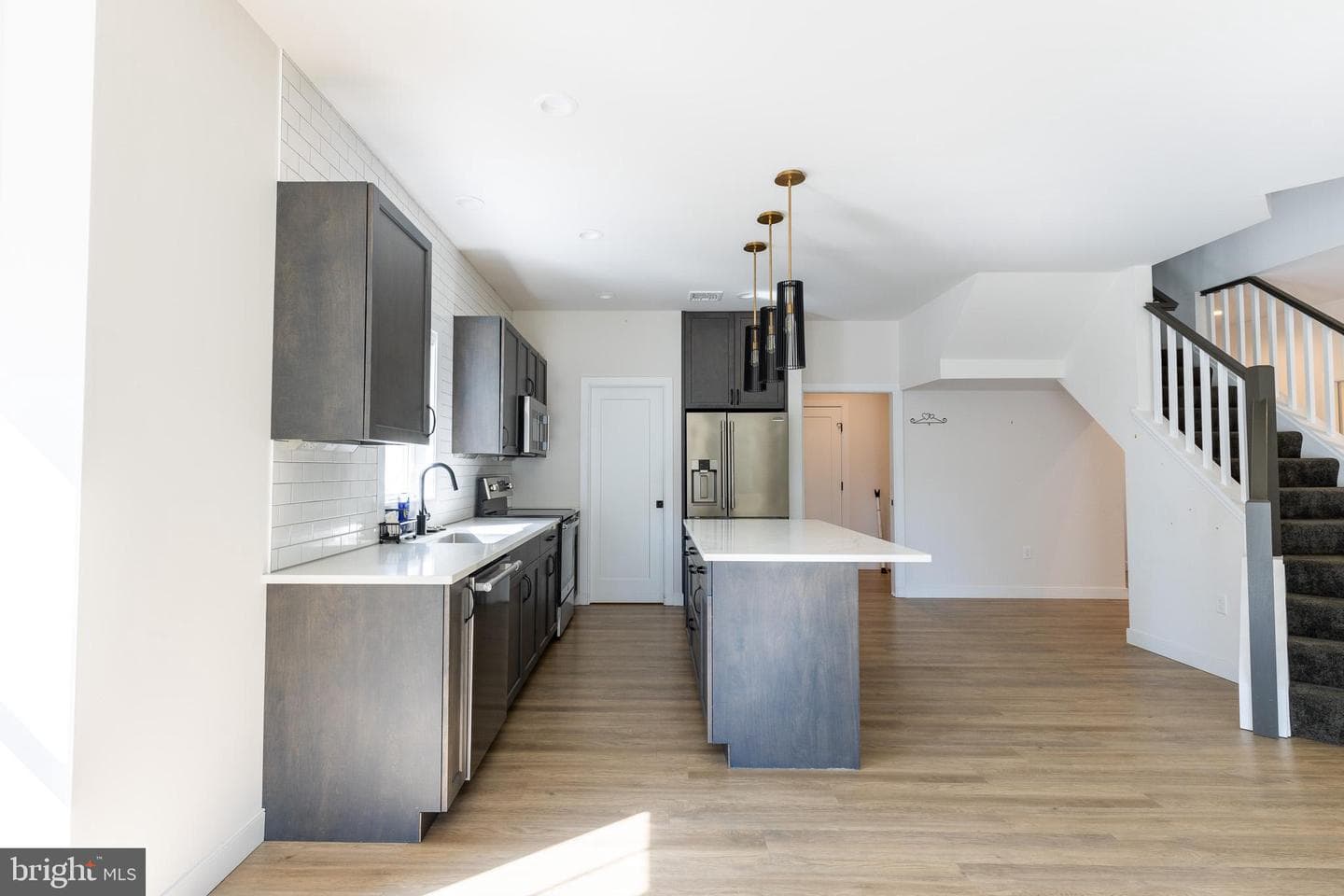1404 Barrington Drive photo 18