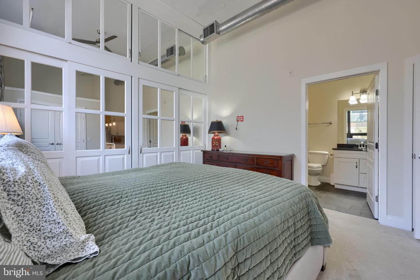 41 W Lemon Street #210 photo 20