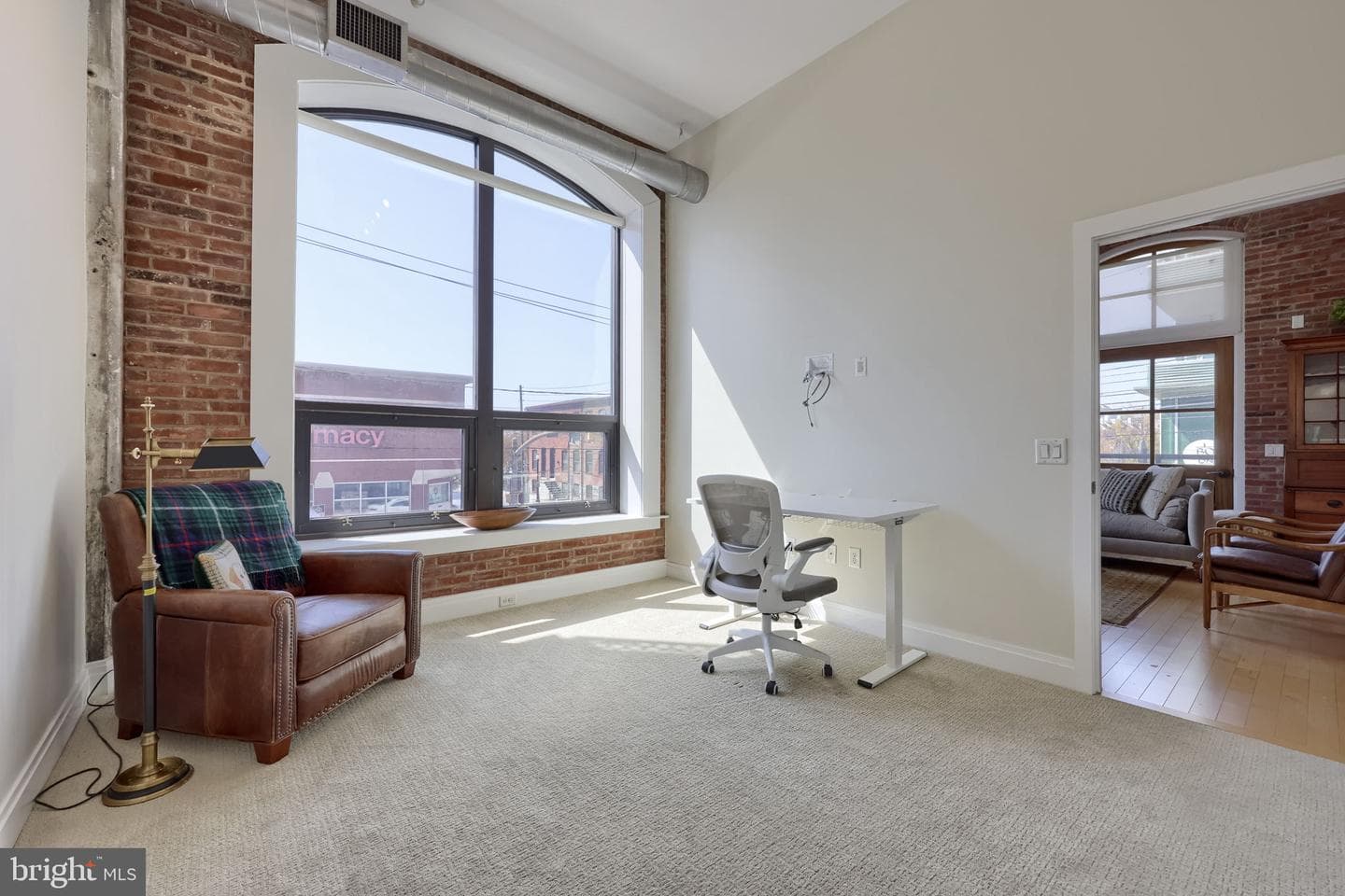 41 W Lemon Street #210 photo 24