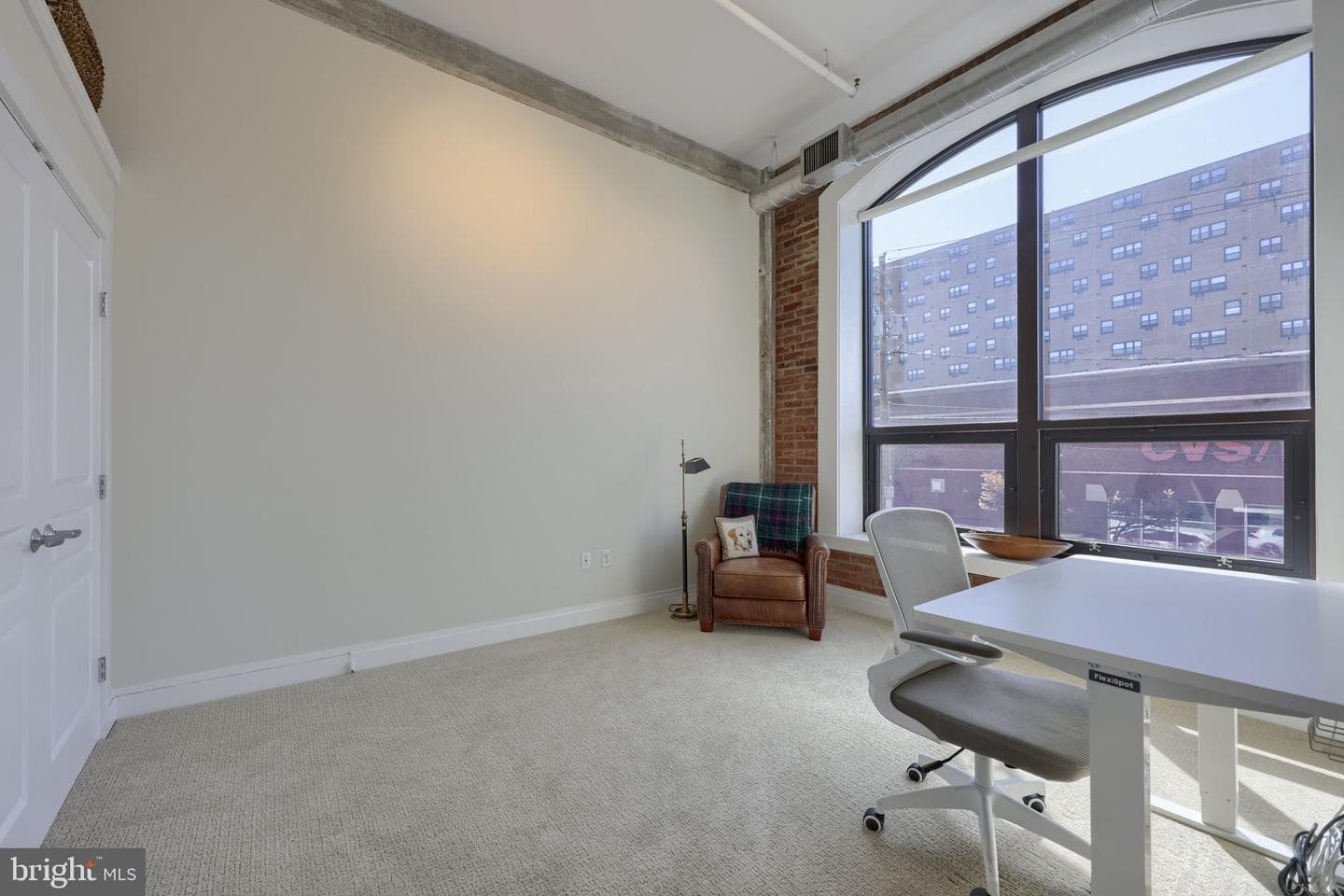 41 W Lemon Street #210 photo 25