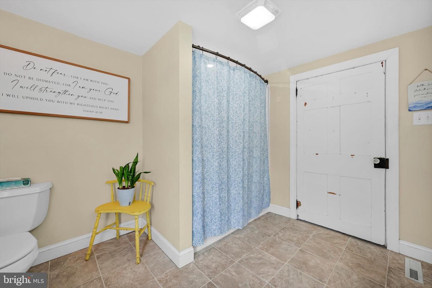 1523 Village Road photo 23