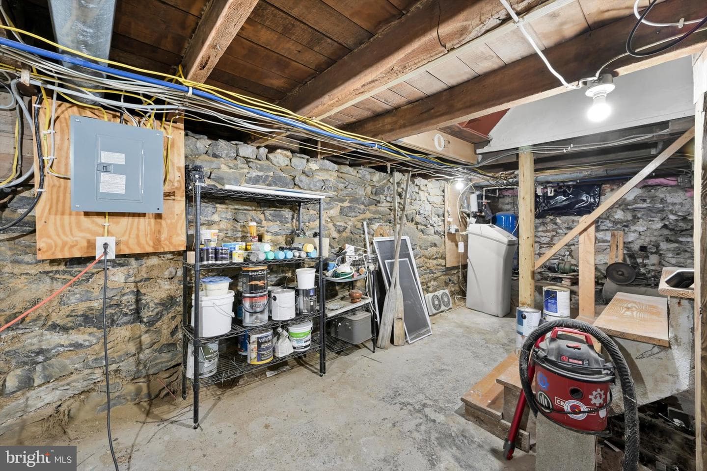 1523 Village Road photo 31