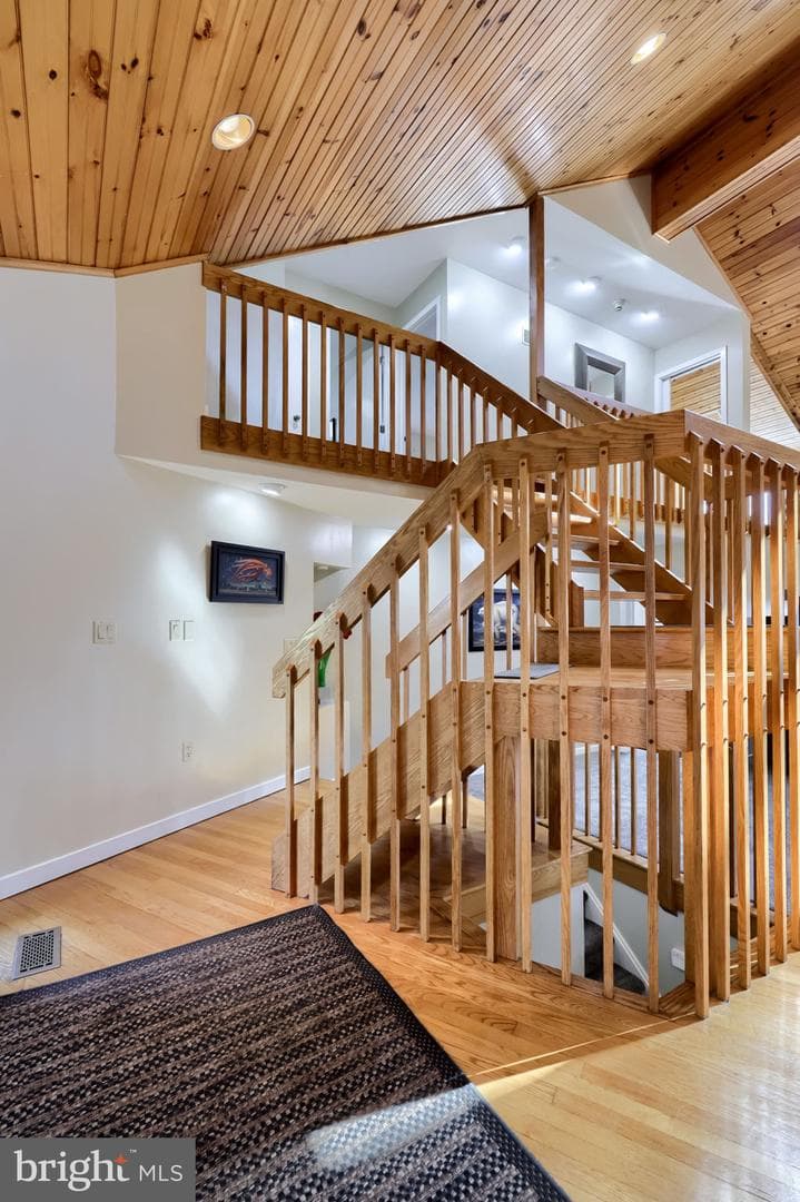 315 Winding Hill Drive photo 4