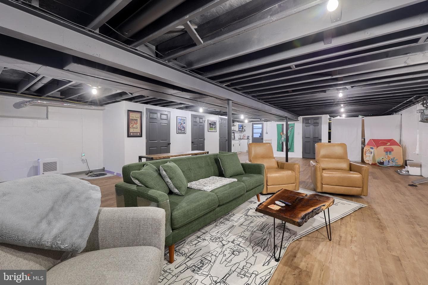117 Whitney Road photo 32