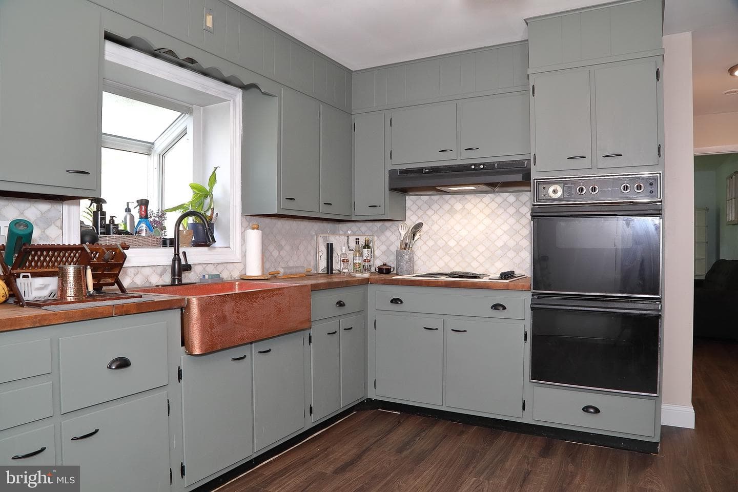 1137 Devonshire Road photo 15