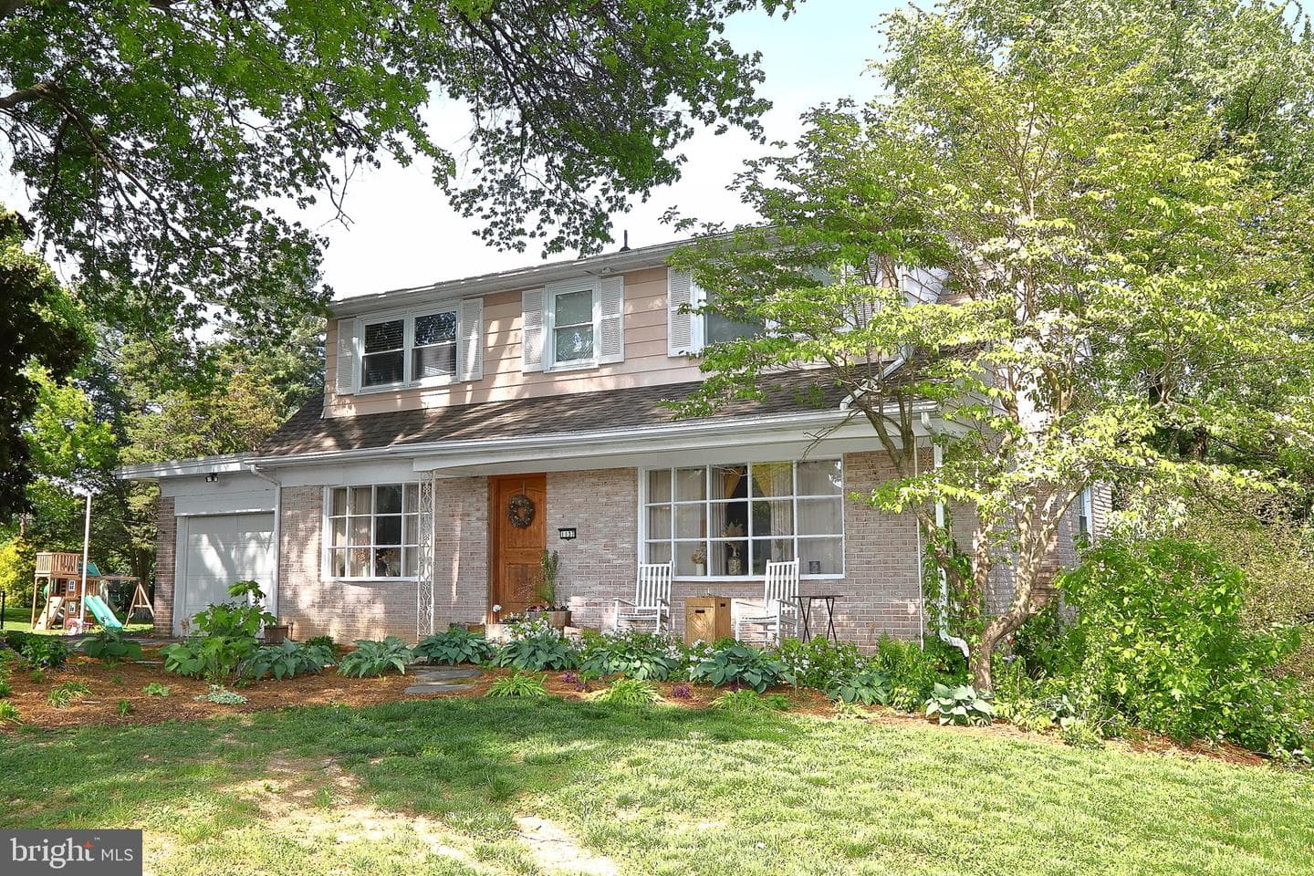 1137 Devonshire Road photo 3