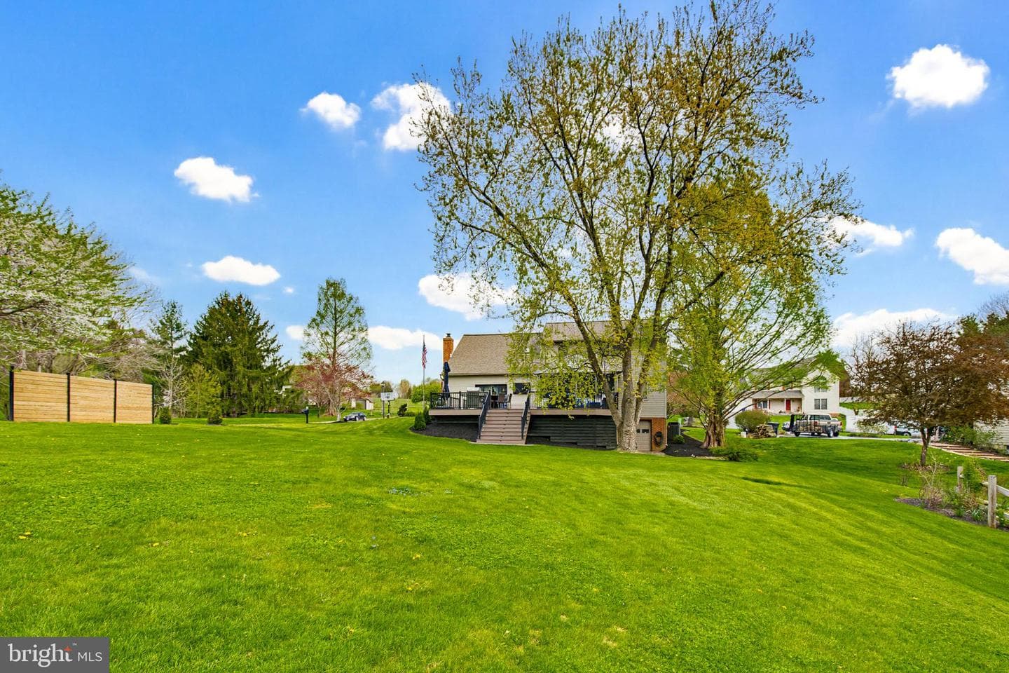 1001 Fieldstone Court photo 43