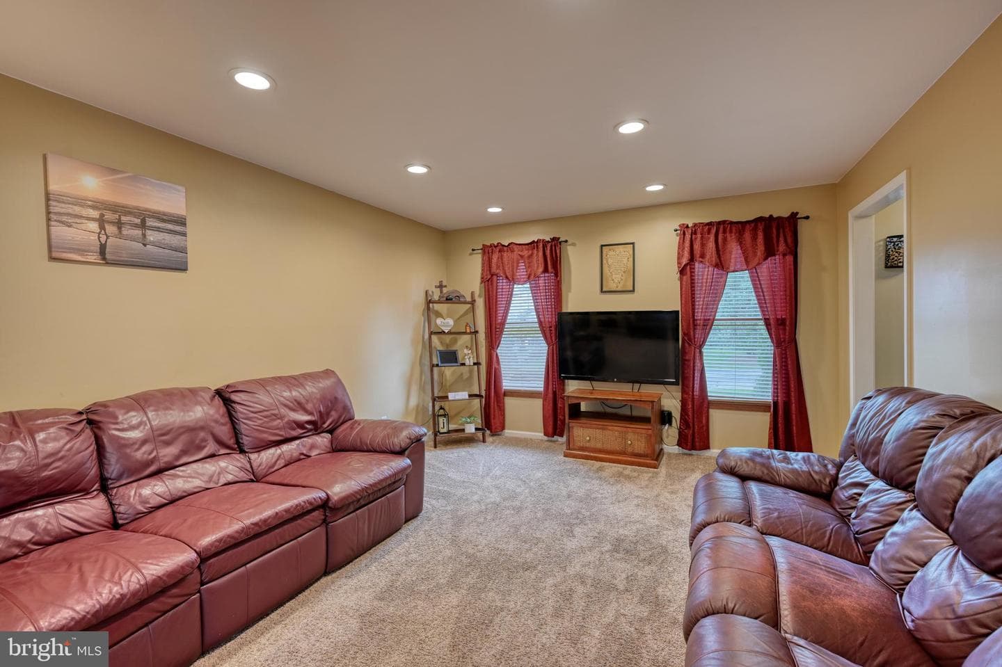 3320 Rothsville photo 5