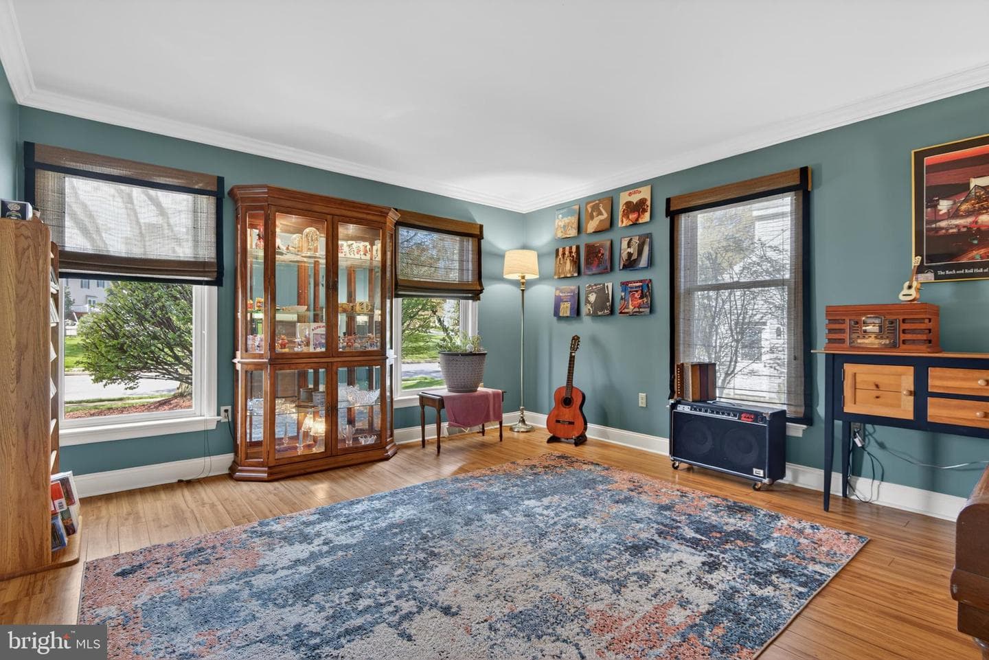 205 Cambridge Drive photo 12