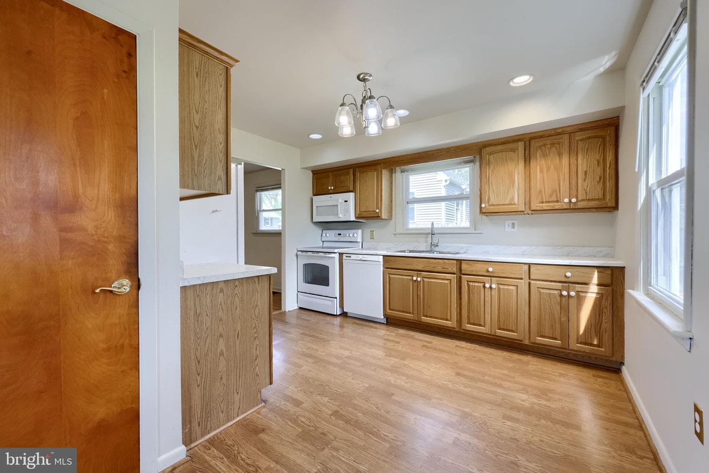 201 Frances Avenue photo 26