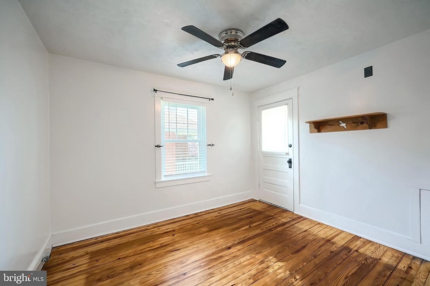 1057 Locust Street photo 24