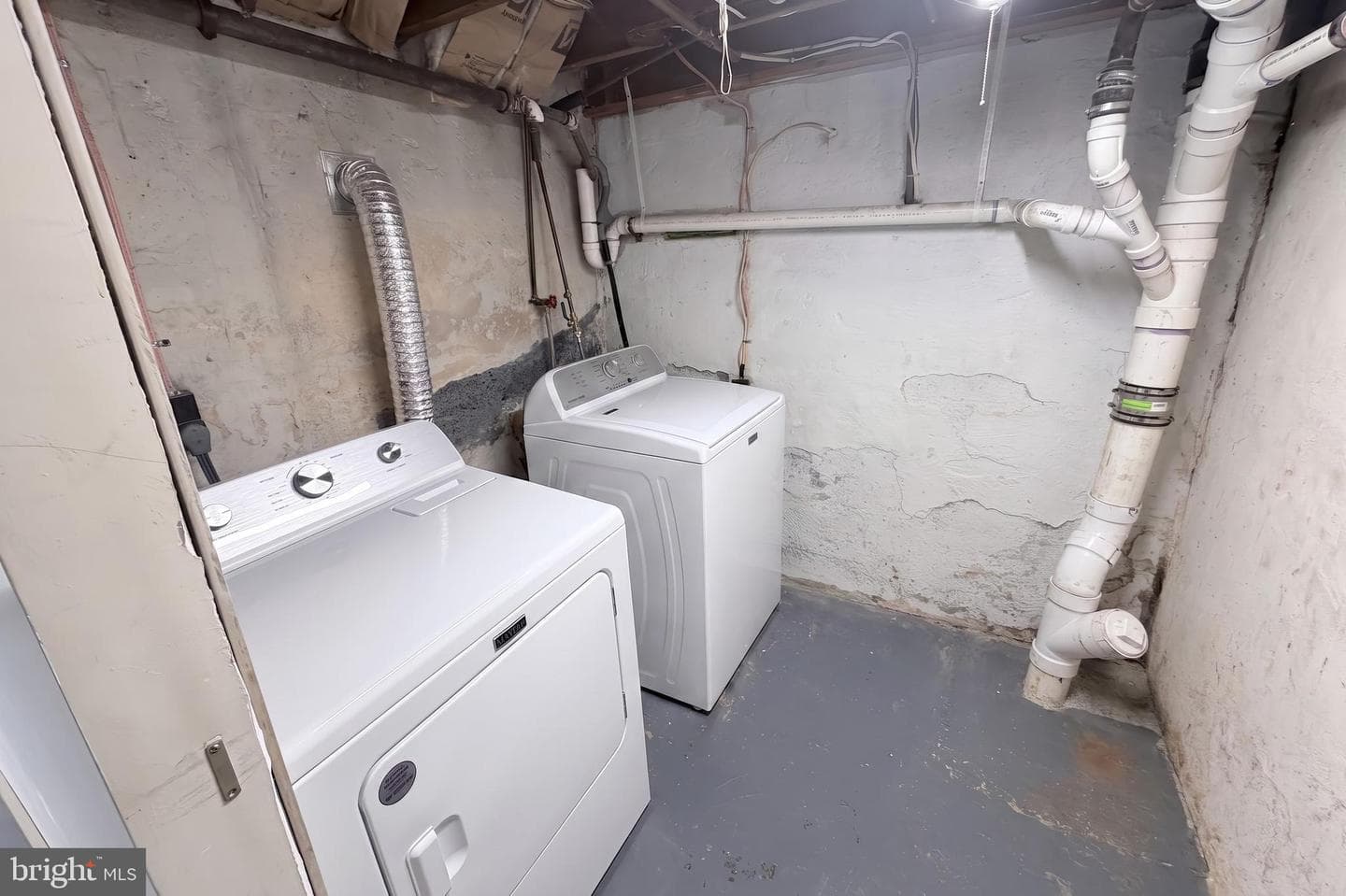 1057 Locust Street photo 29