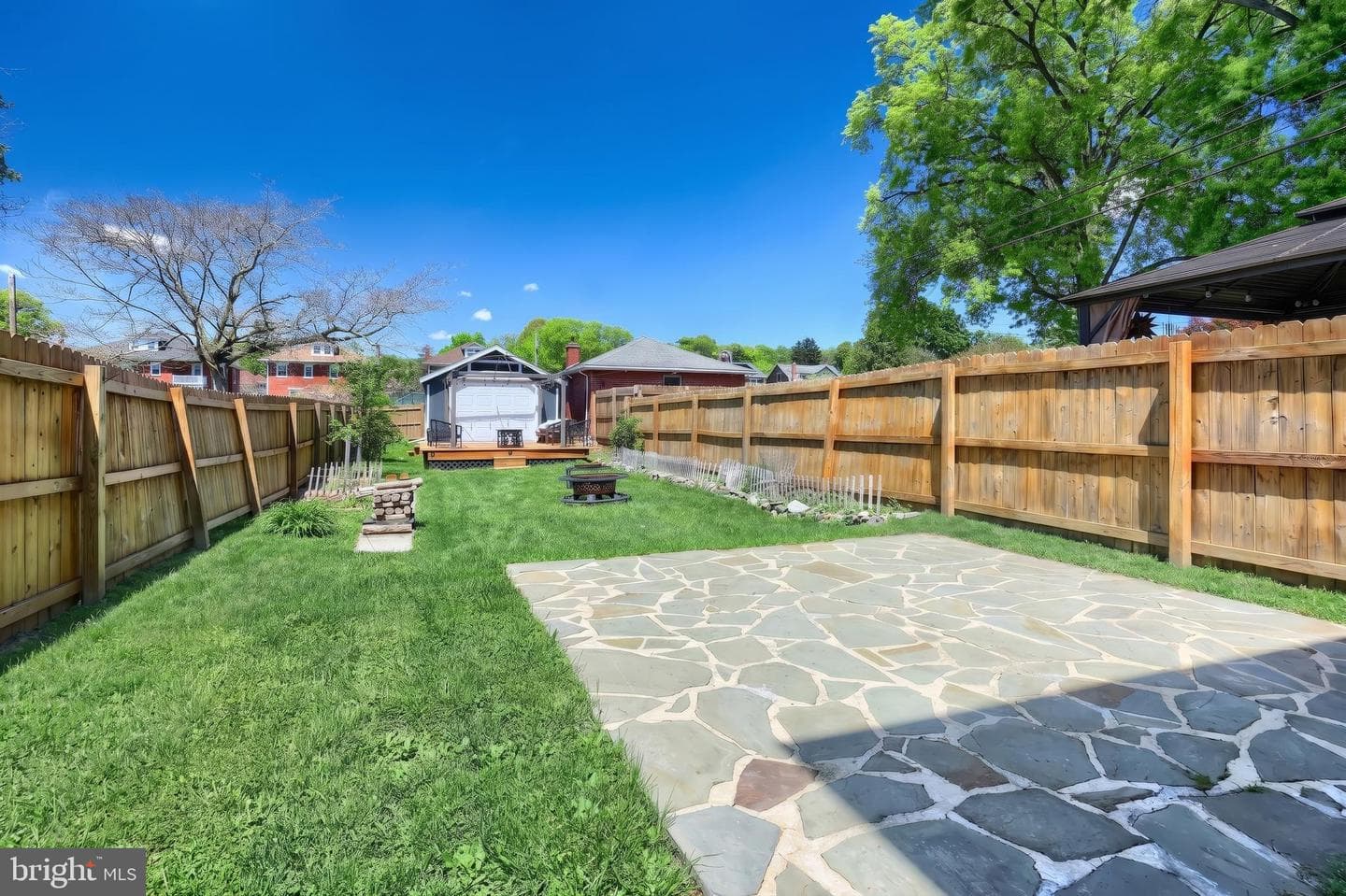 1057 Locust Street photo 7