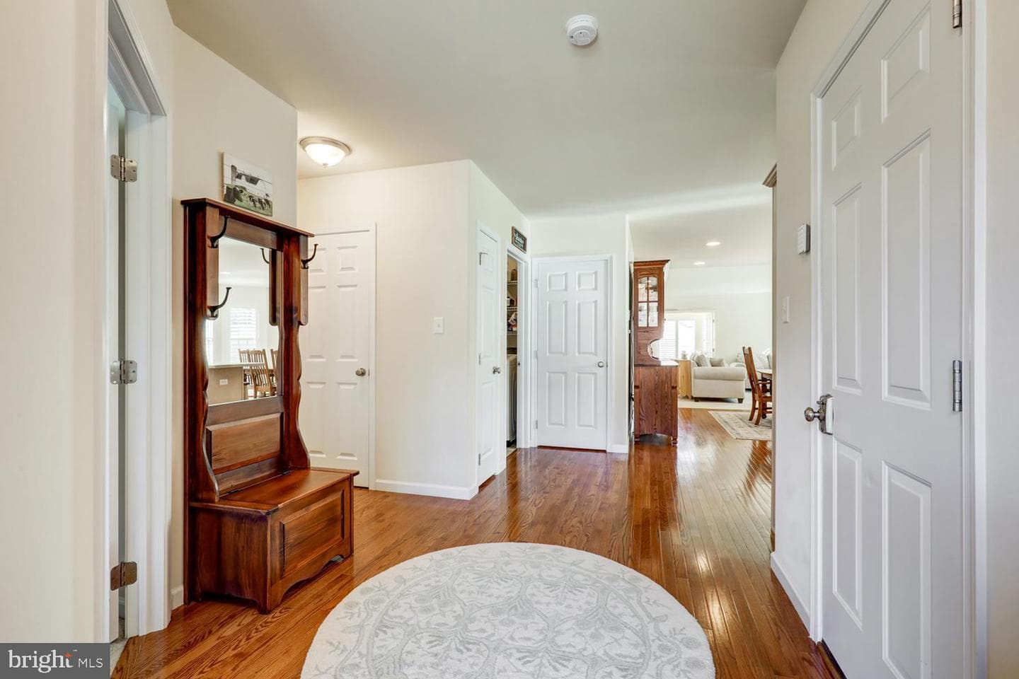 5 Hardy Court photo 6