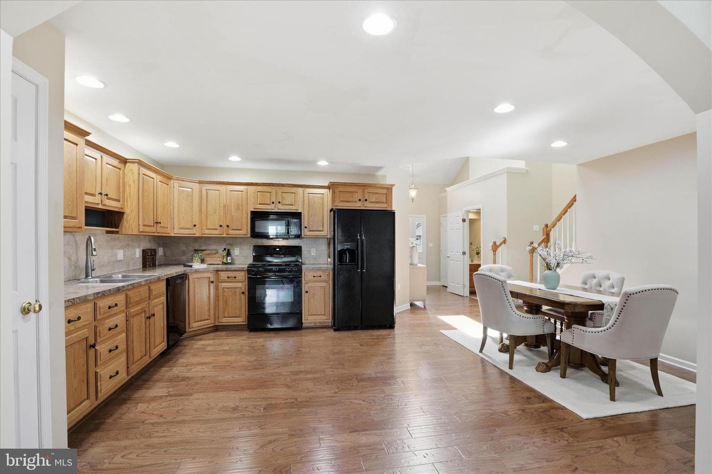 1321 Fieldstone Drive photo 16
