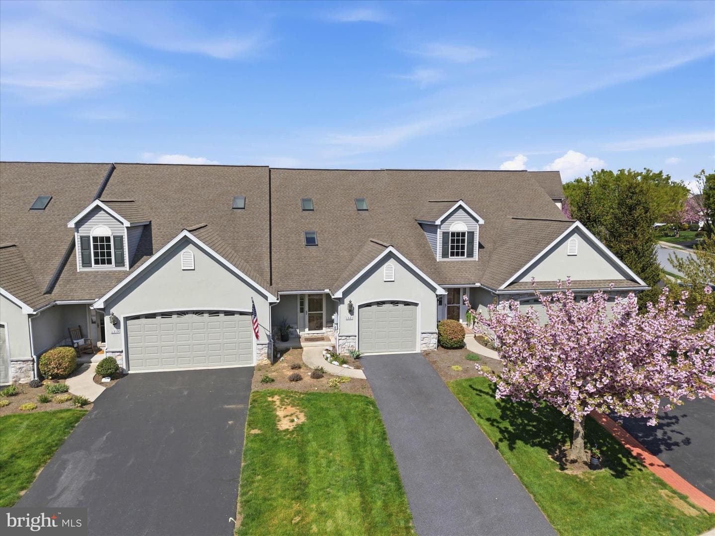 1321 Fieldstone Drive photo 5