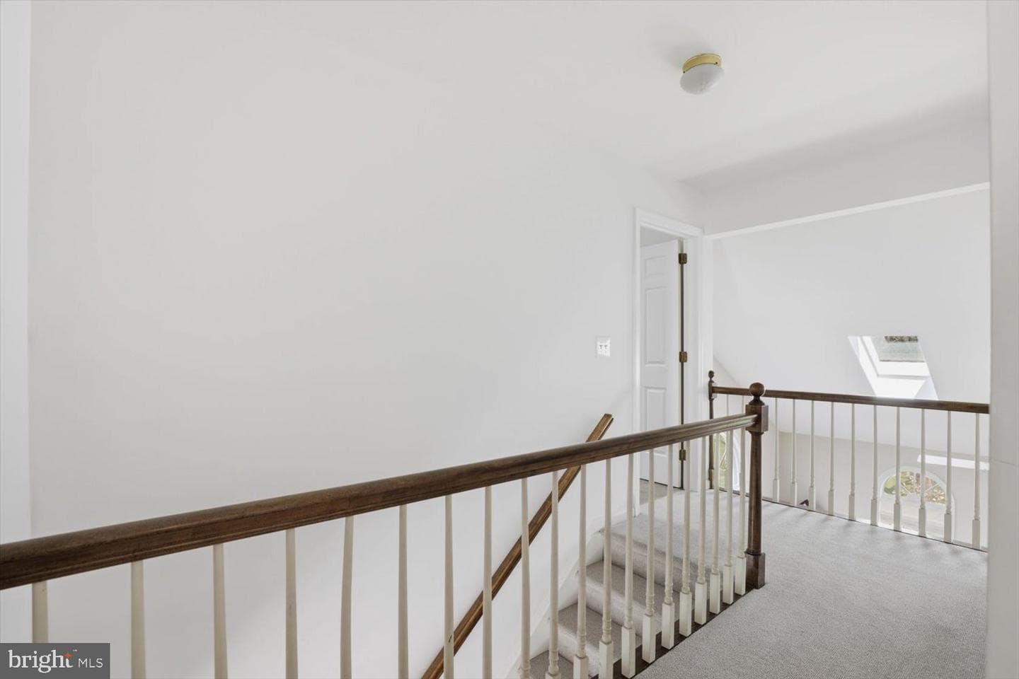 413 Glenbrook Court photo 21