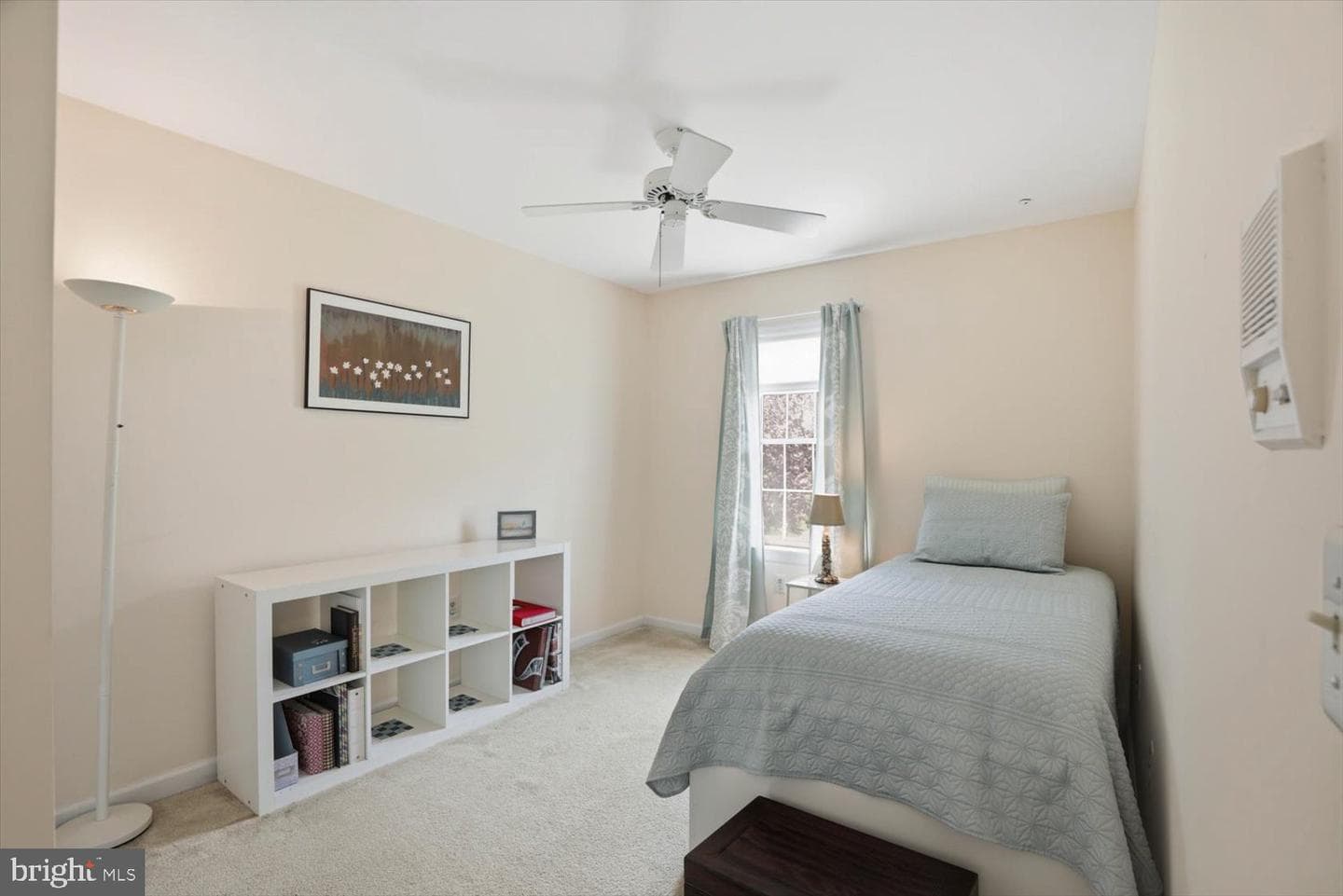 413 Glenbrook Court photo 30