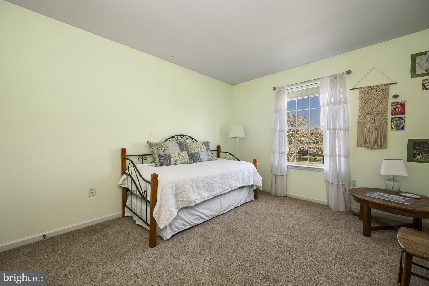 218 Cambridge Lane photo 15