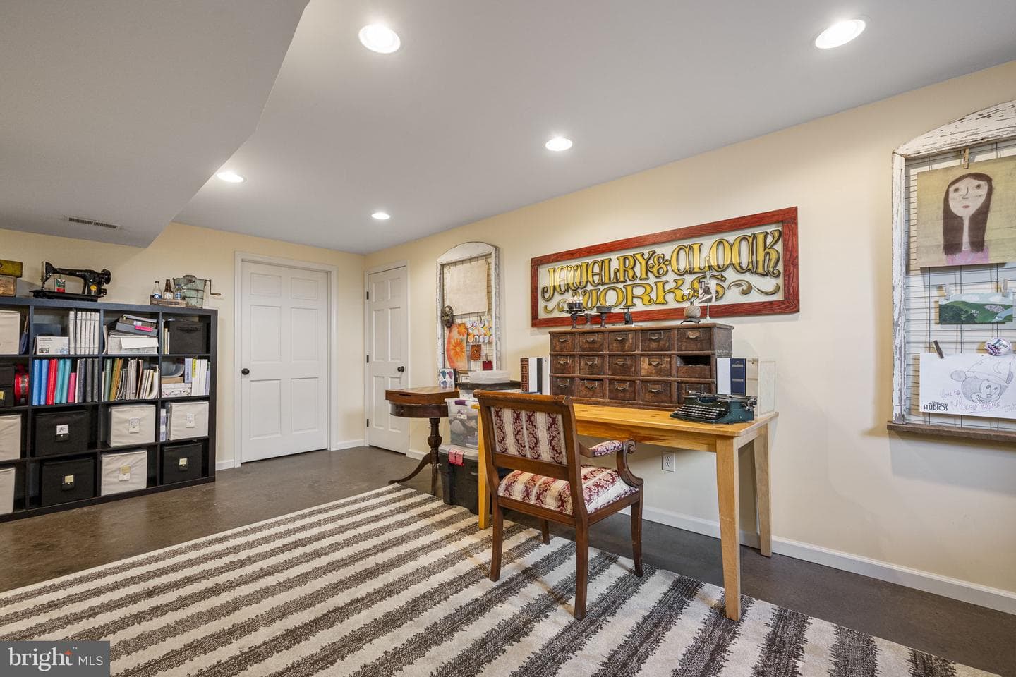 218 Cambridge Lane photo 21