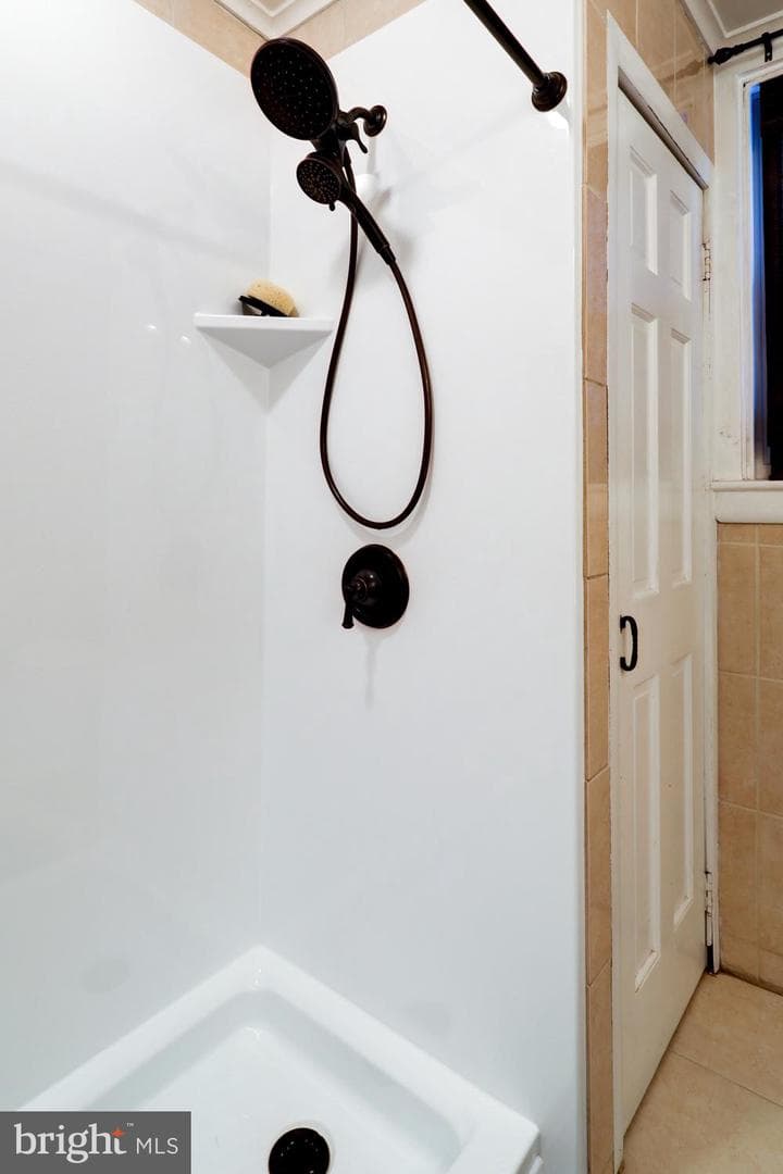119 E Ross Street photo 13