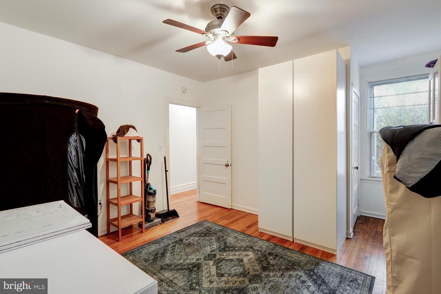 119 E Ross Street photo 15