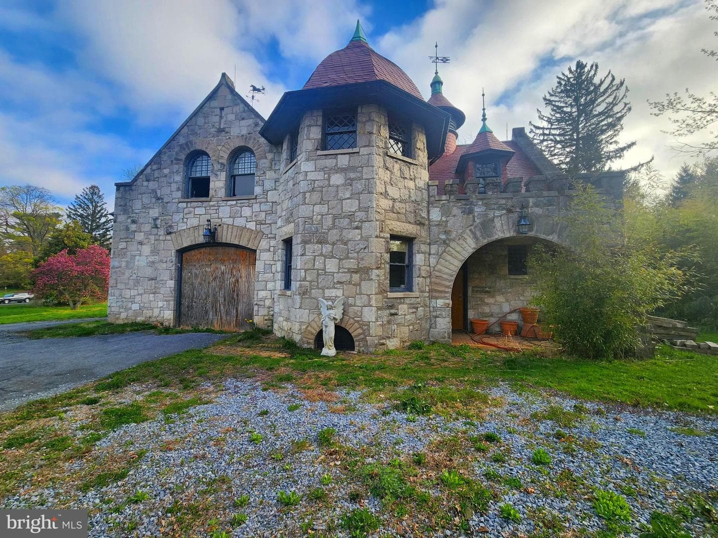 321 N President Avenue photo 2