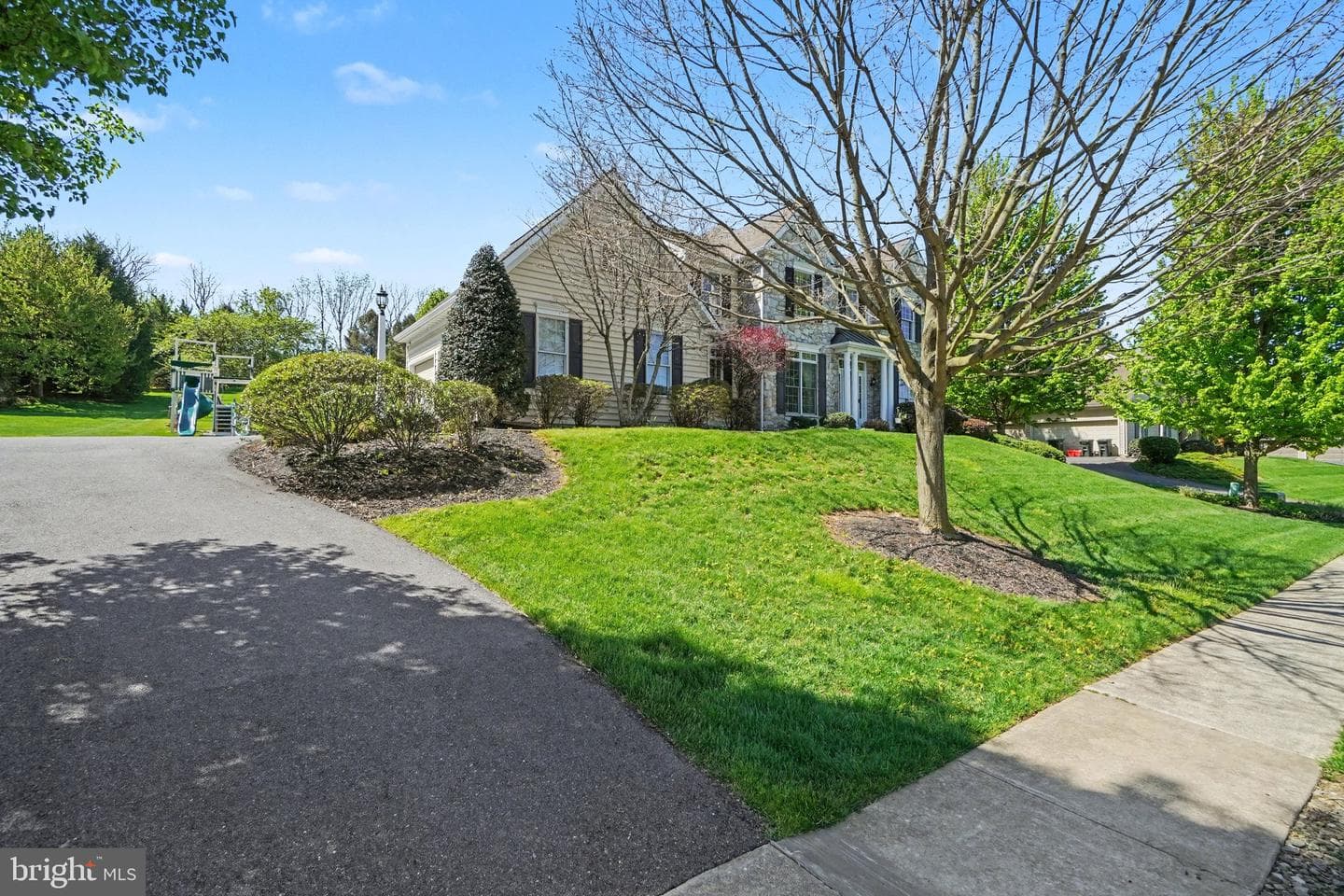 2118 Meadow Ridge Drive photo 5