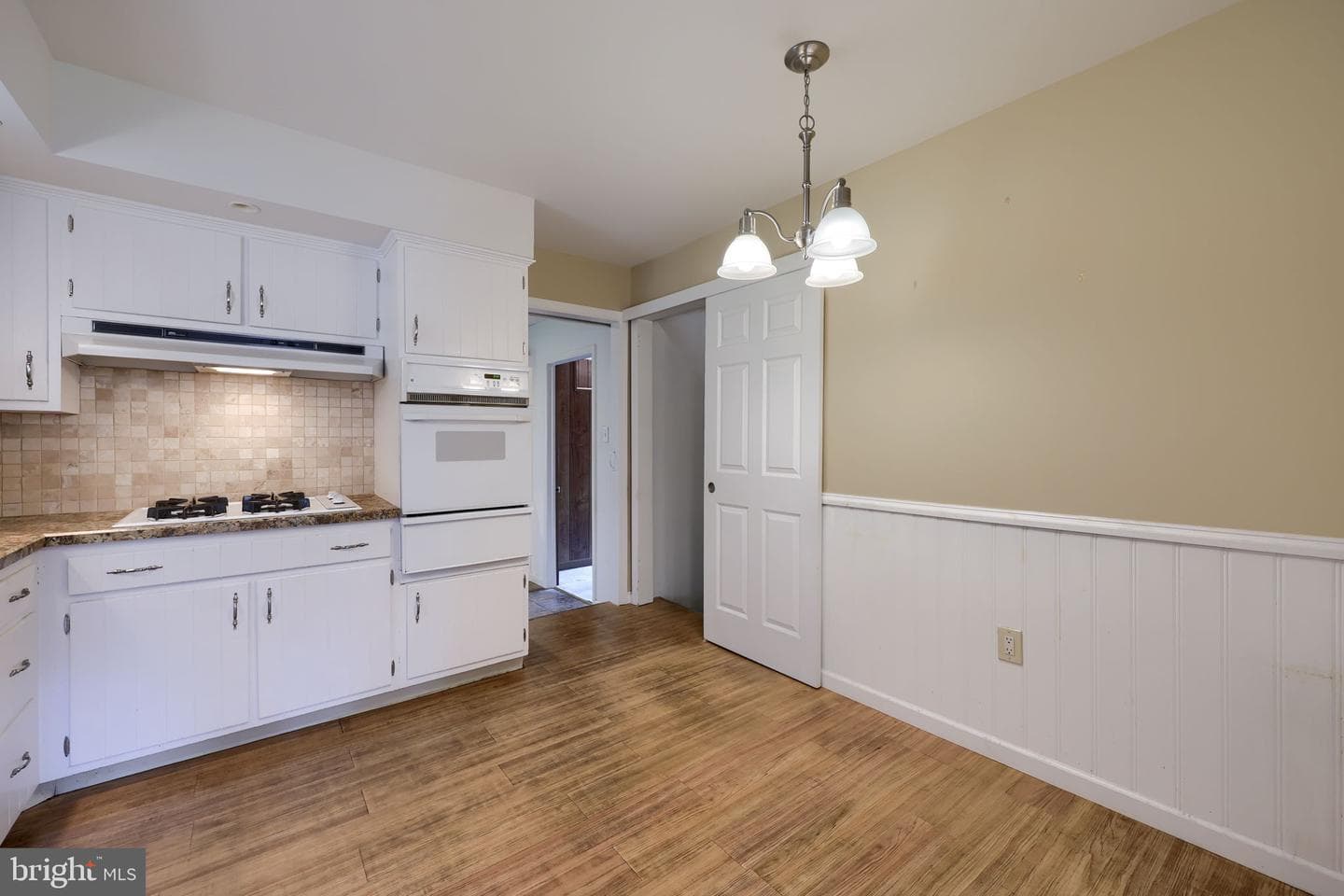 2154 Coventry Road photo 12