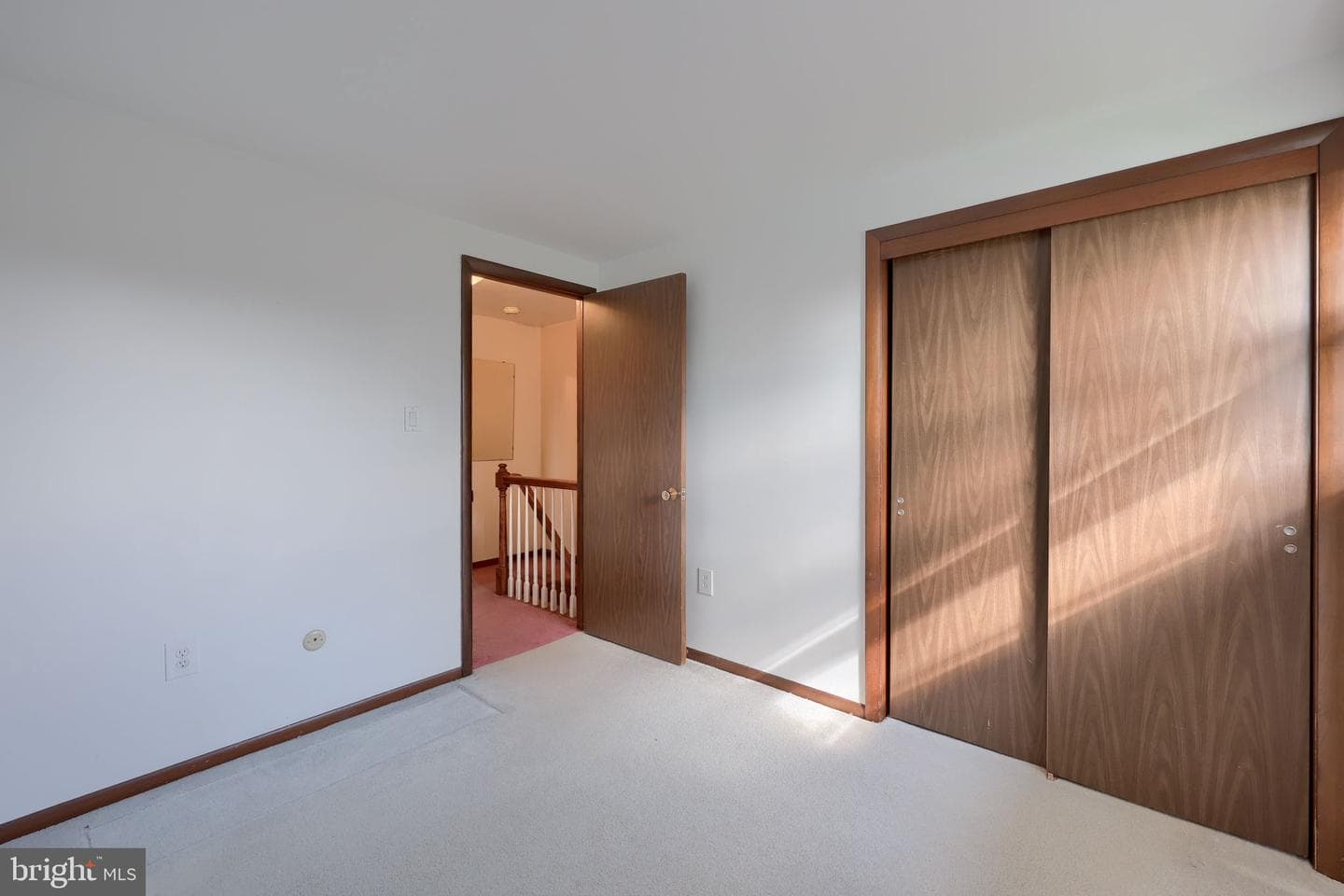 2154 Coventry Road photo 23