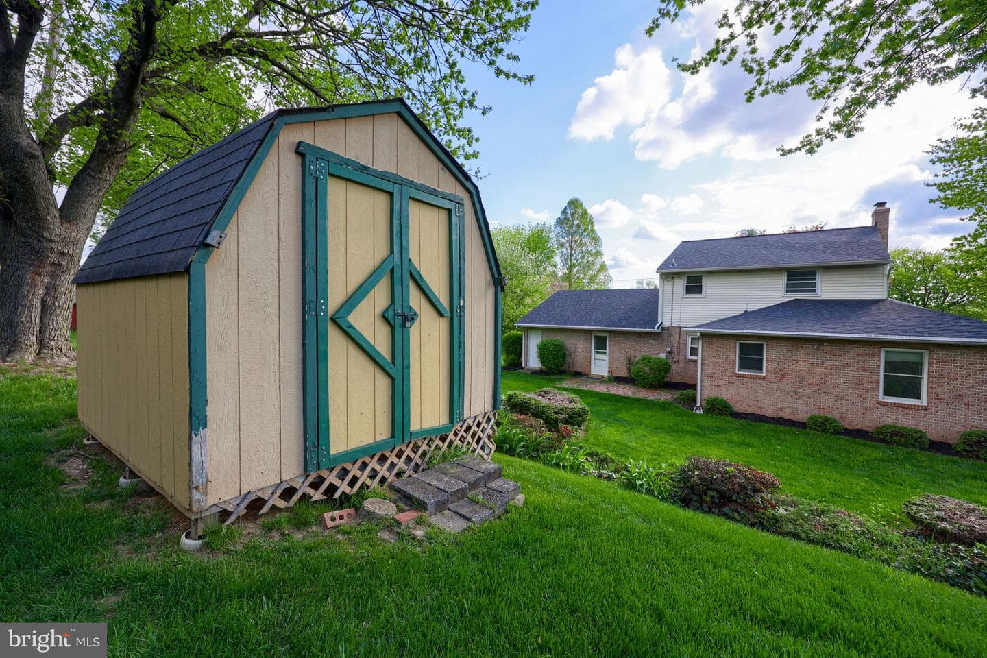2154 Coventry Road photo 49