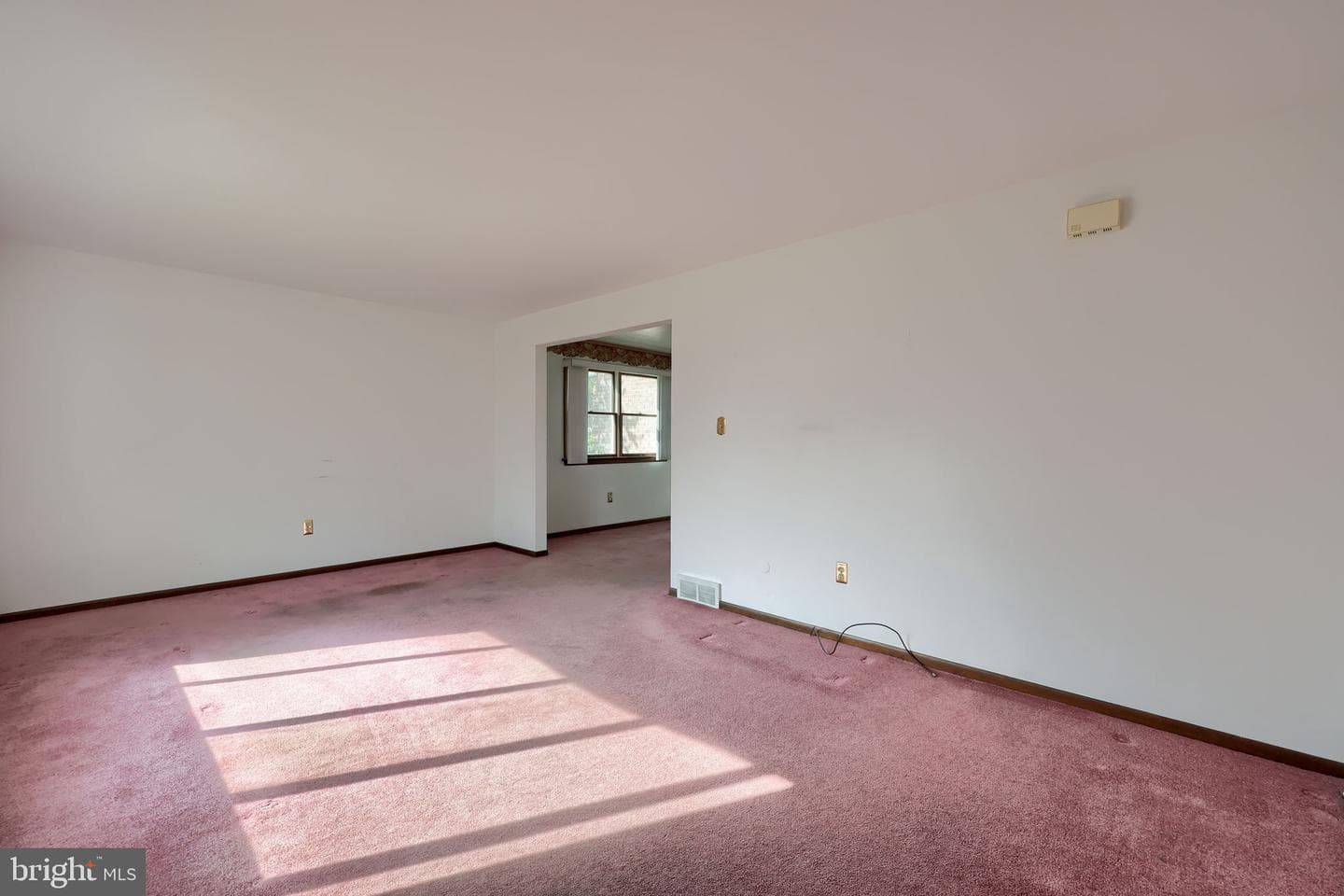 2154 Coventry Road photo 6