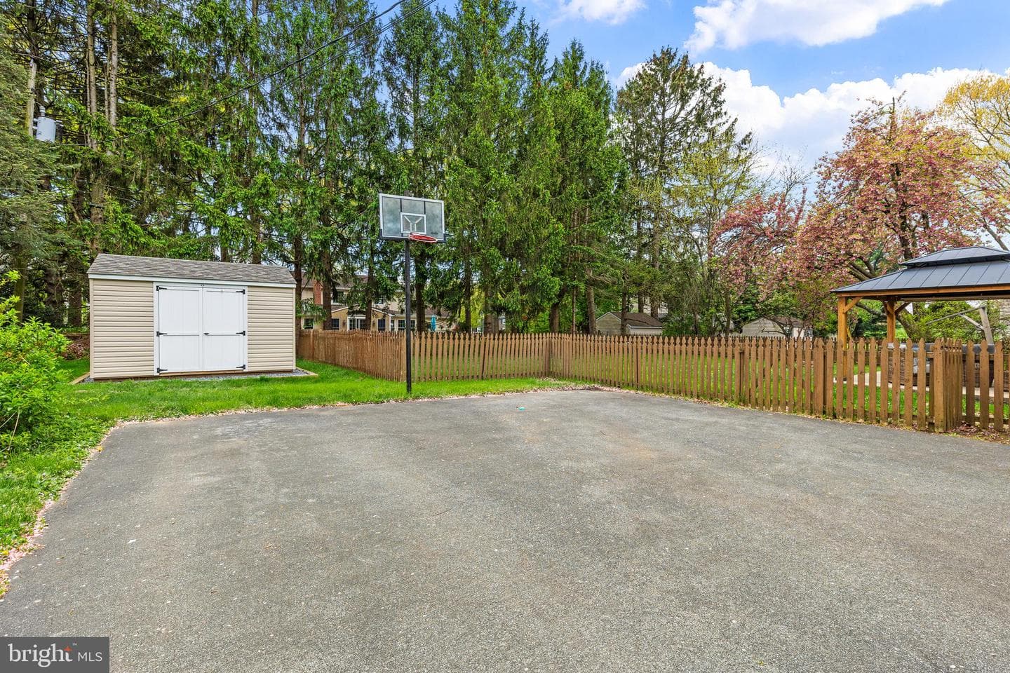 2604 Beechwood Road photo 43