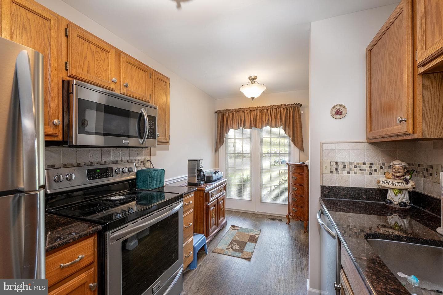 1743 Betz Farm photo 3